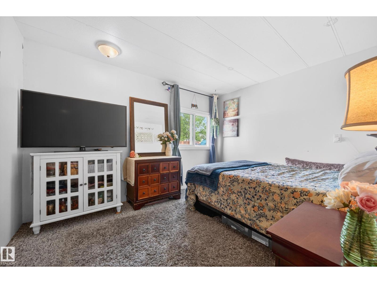 5007 51 AV — photo 18