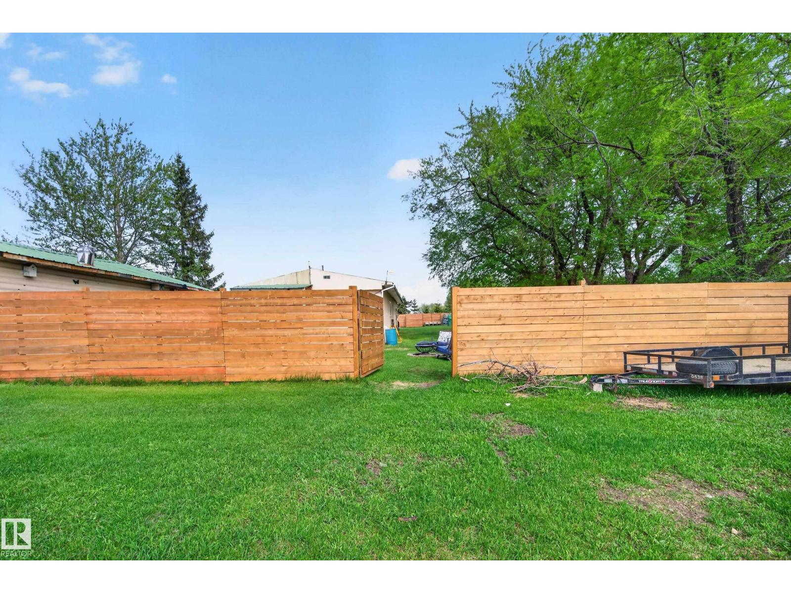 5007 51 AV — photo 24