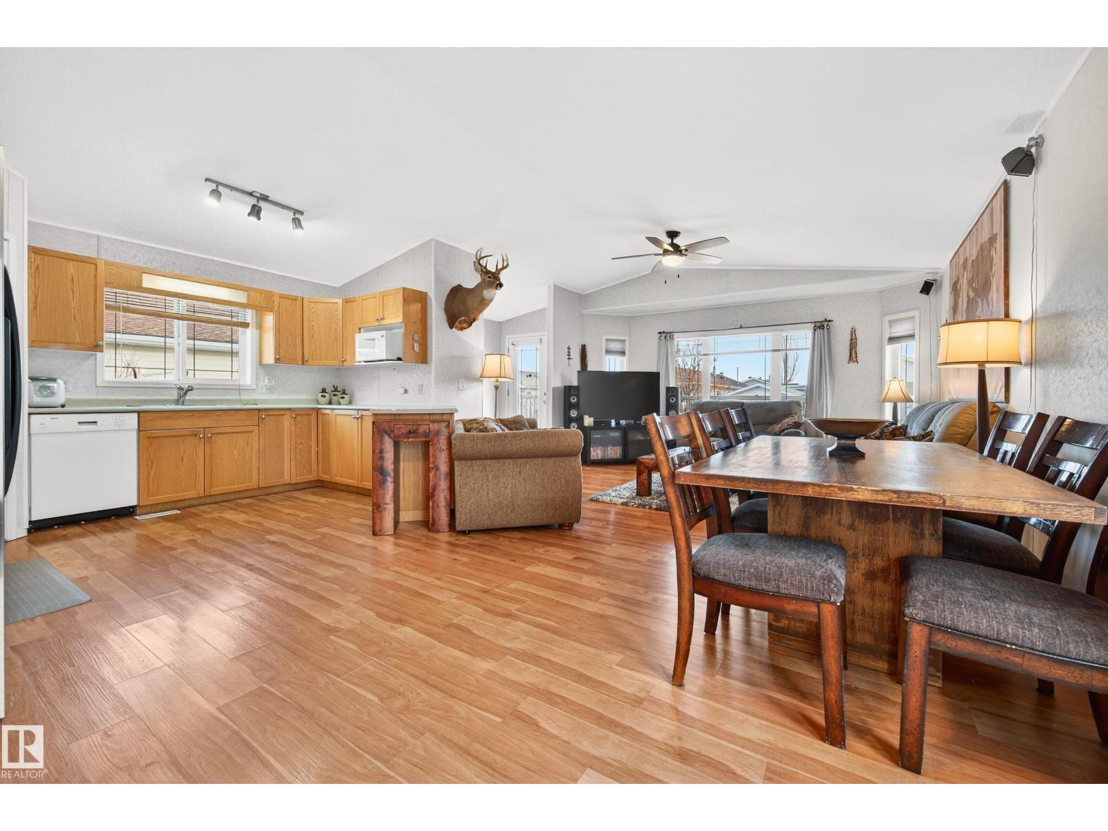 1727 Jubilee LO, Sherwood Park