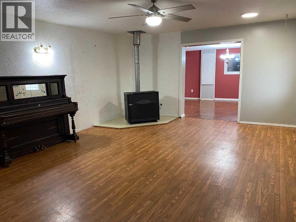 4411 62 Street - 23