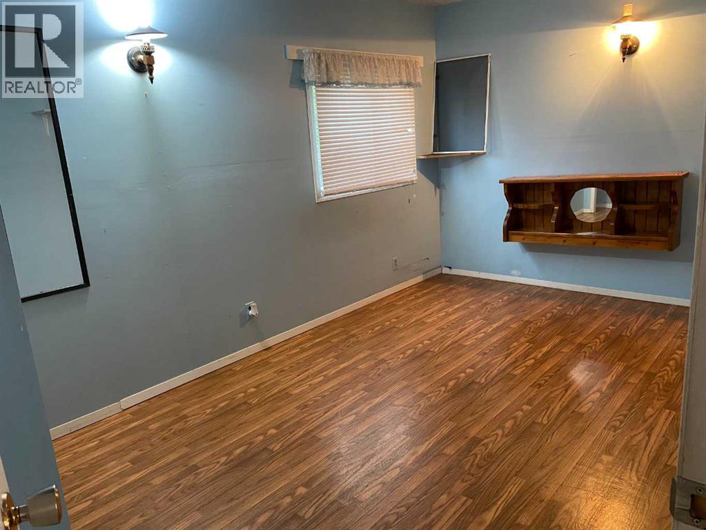 4411 62 Street - 25