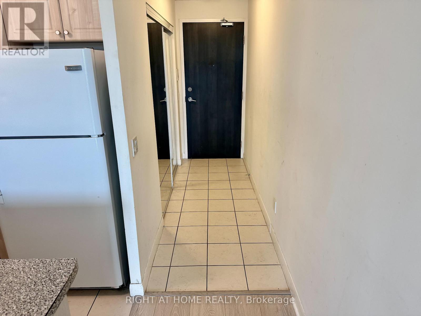 #305 235 SHERWAY GARDENS ROAD - 8