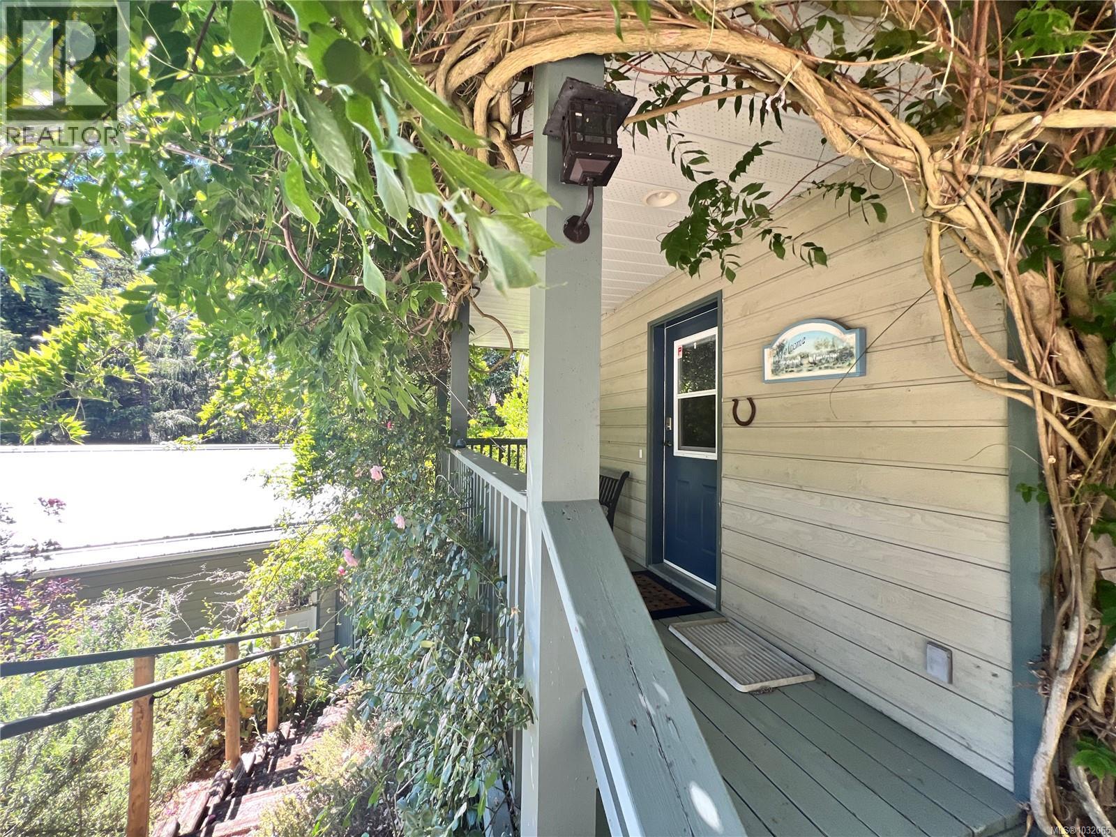 178 Elizabeth Dr - 28