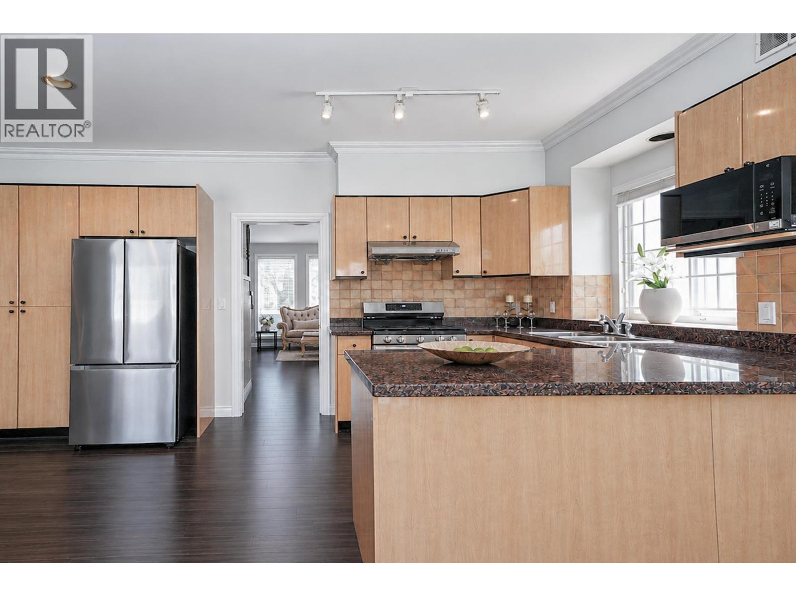 6833 BARNARD DRIVE, Richmond