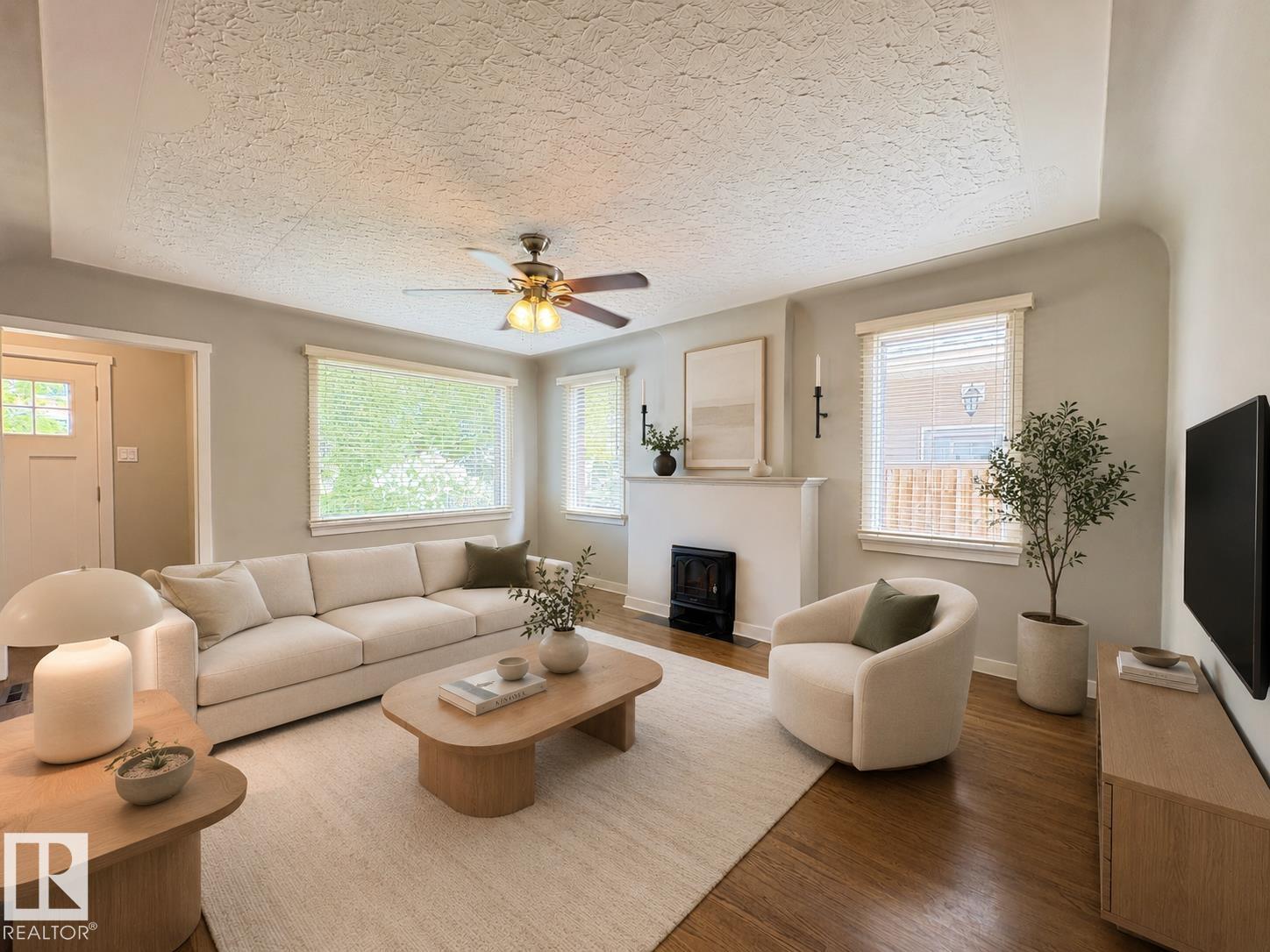 12250 103 ST NW - 6
