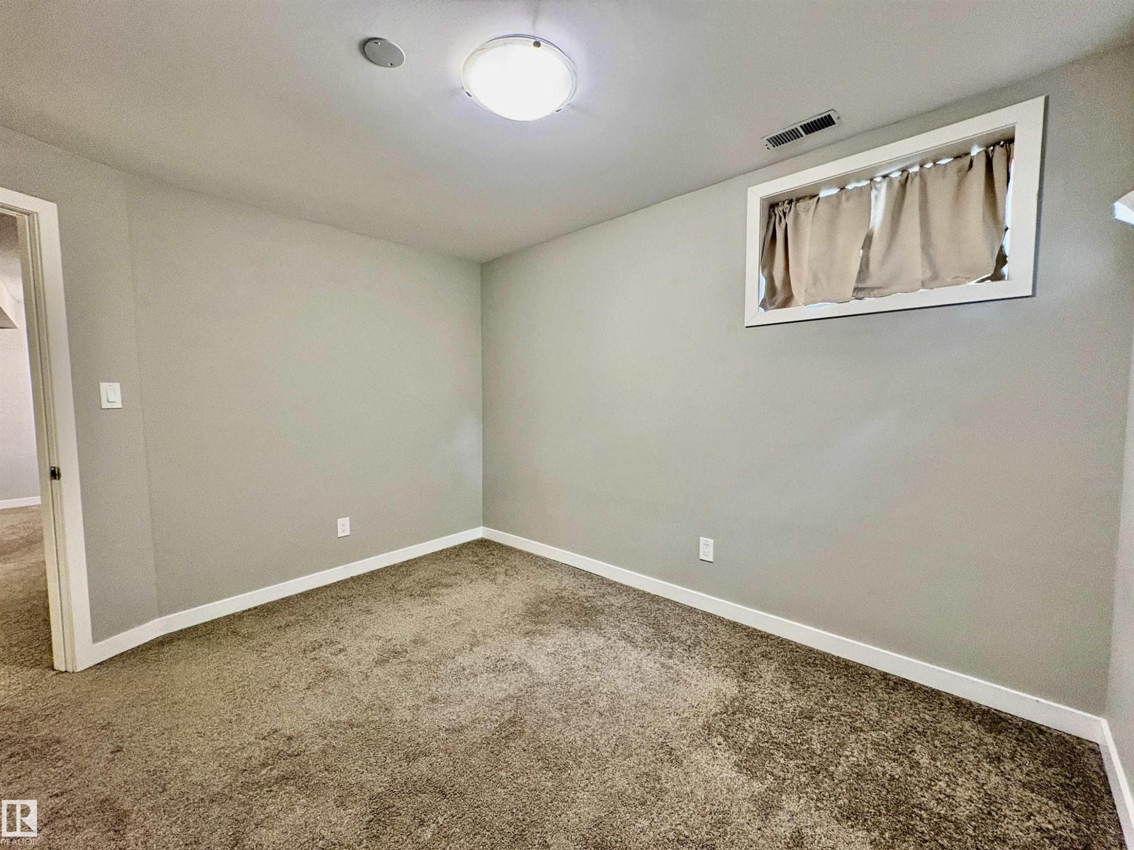 12250 103 ST NW - 24