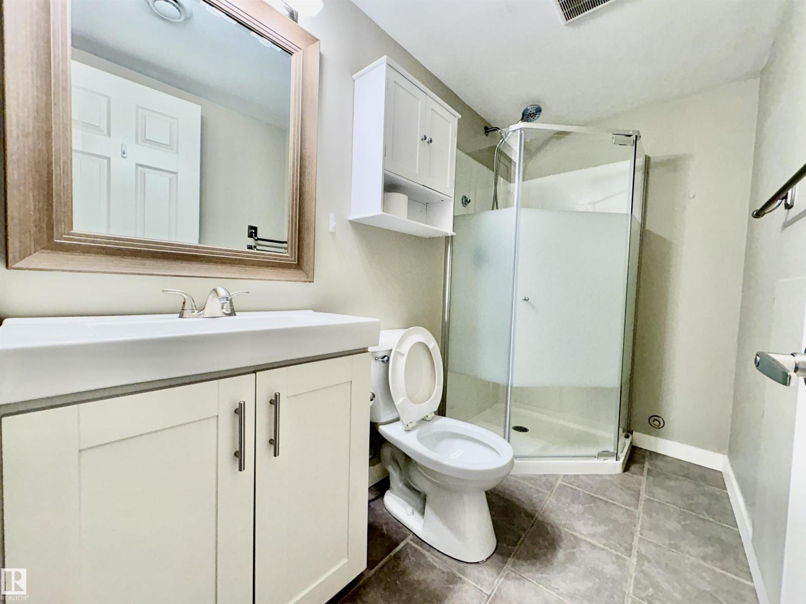 12250 103 ST NW - 29