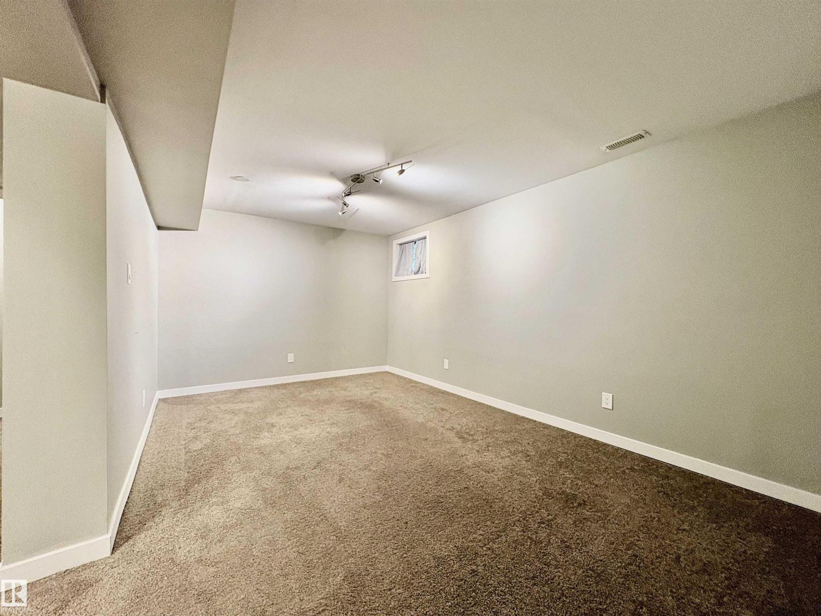 12250 103 ST NW - 23