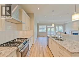 1605 Fir Springs Lane, Tsawwassen, BC V4M0A7 Photo 8