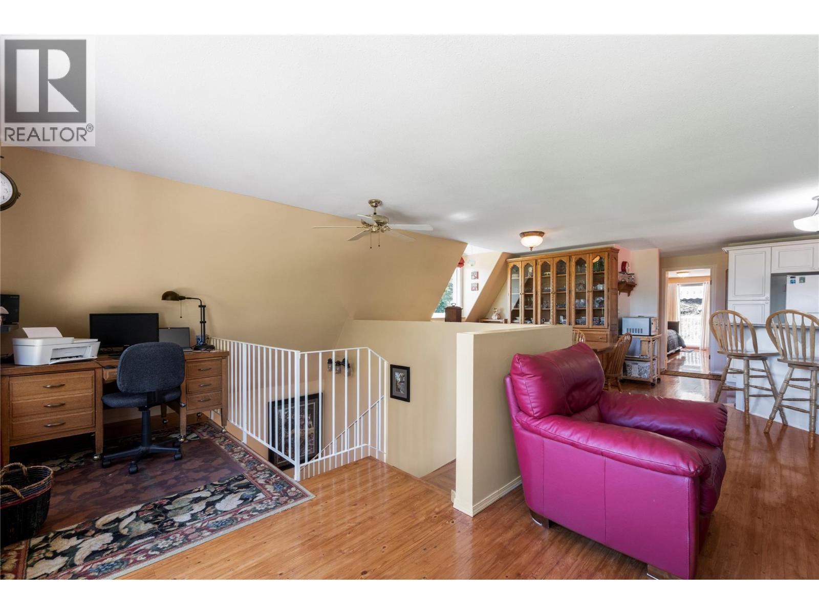 5641 50 Street NW, Salmon Arm