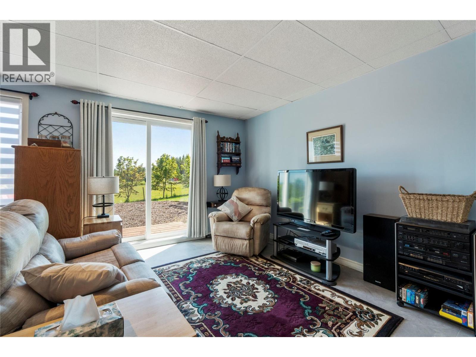 5641 50 Street NW, Salmon Arm