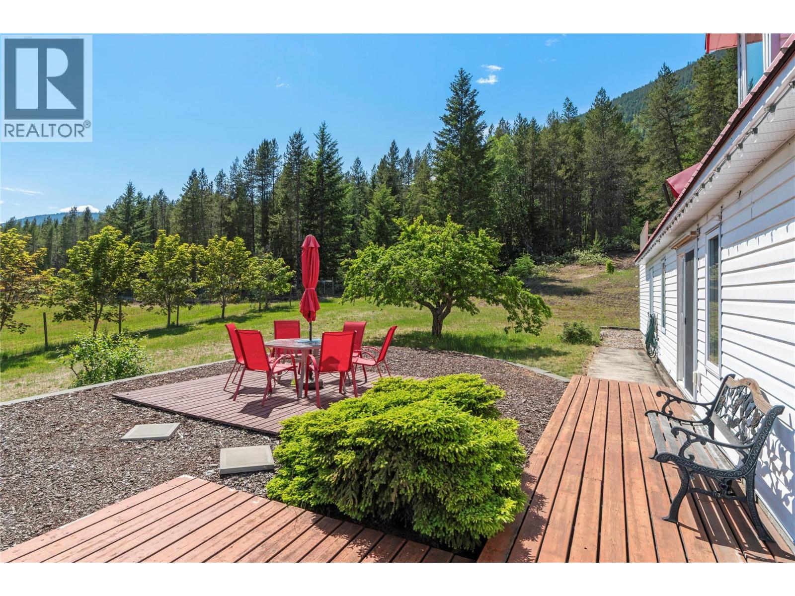 5641 50 Street NW, Salmon Arm