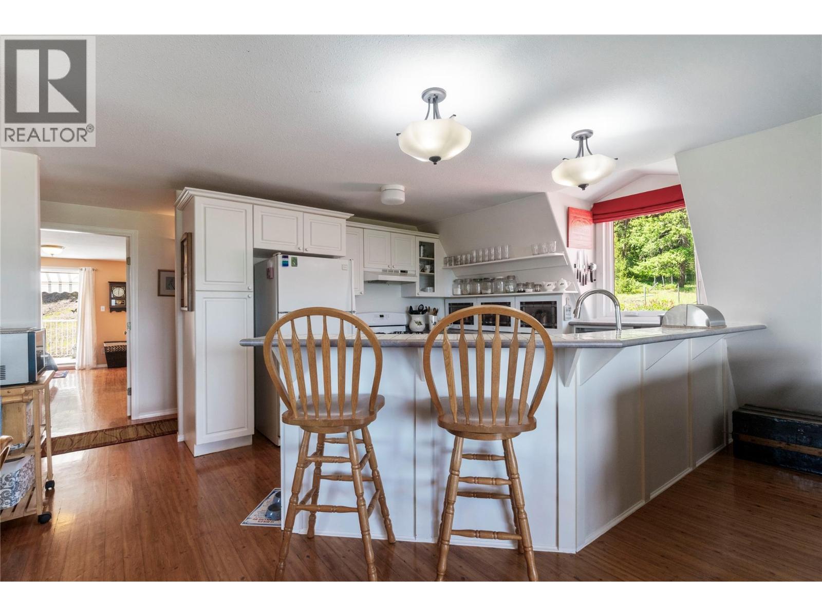 5641 50 Street NW - 28