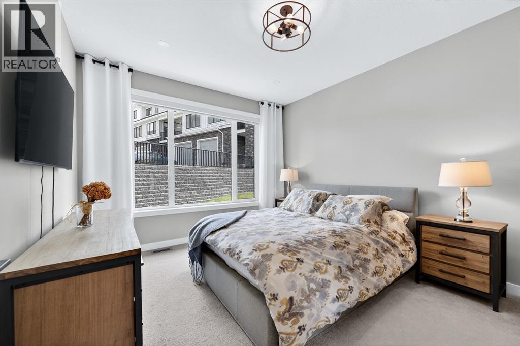 46 Crestridge Bay SW - 20