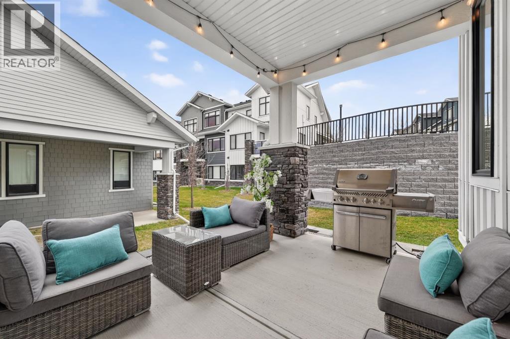 46 Crestridge Bay SW - 38