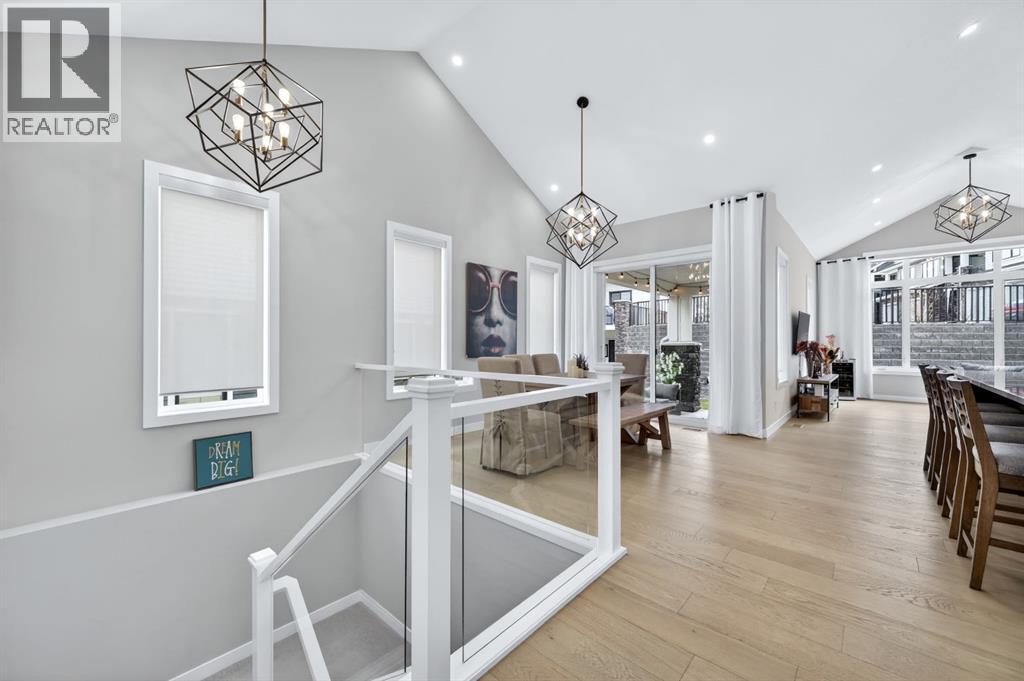 46 Crestridge Bay SW - 8