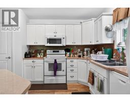 4761 Highway 31, Fletcher Creek, BC V0G1M0 Photo 16