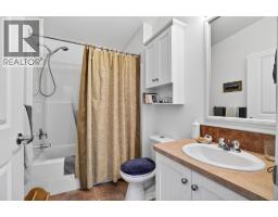 4761 Highway 31, Fletcher Creek, BC V0G1M0 Photo 23