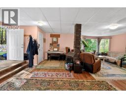 Bedroom - 4761 Highway 31, Fletcher Creek, BC V0G1M0 Photo 9