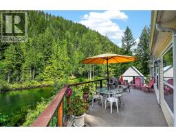 4761 Highway 31, Fletcher Creek, BC V0G1M0 Photo 17