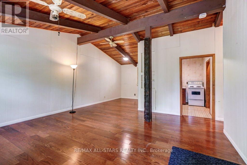 39 CREEK DRIVE - 12