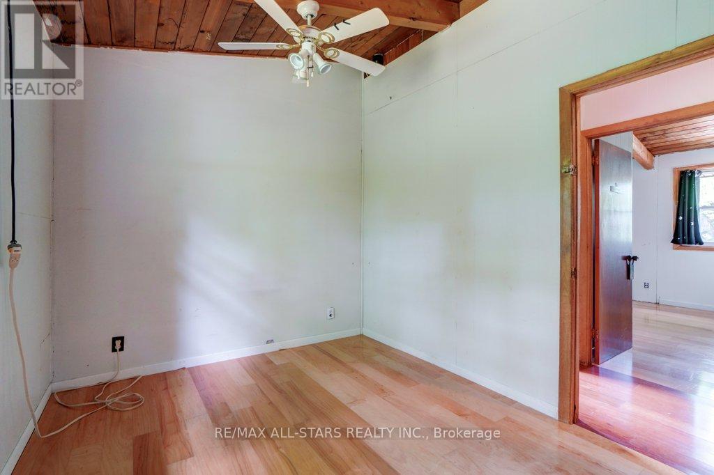39 CREEK DRIVE - 21