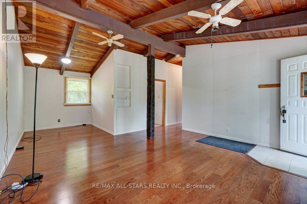 39 CREEK DRIVE - 5