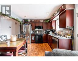 1868 Coquitlam Avenue, Port Coquitlam, BC V3B1H7 Photo 19