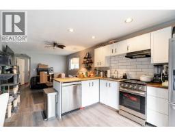 1868 Coquitlam Avenue, Port Coquitlam, BC V3B1H7 Photo 28