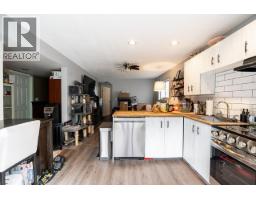 1868 Coquitlam Avenue, Port Coquitlam, BC V3B1H7 Photo 11