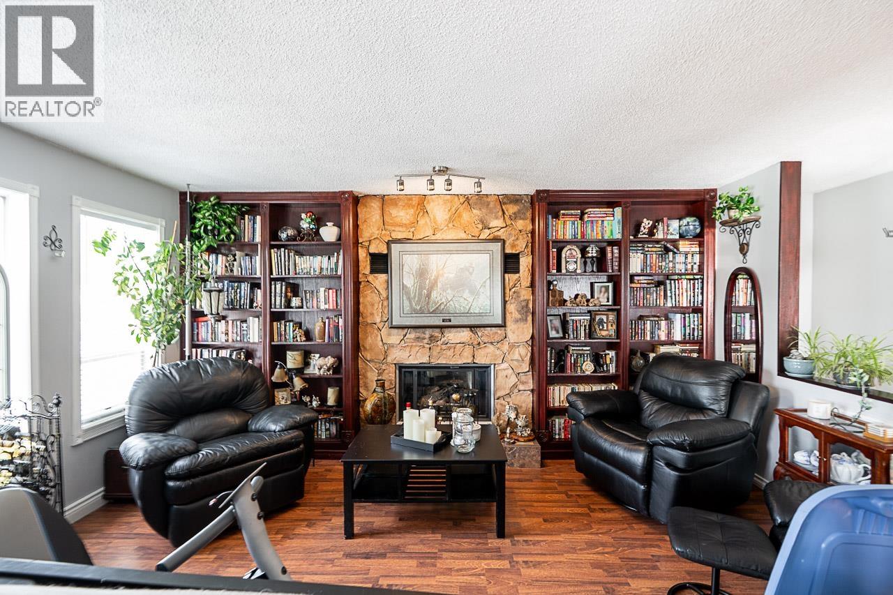 1868 COQUITLAM AVENUE, Port Coquitlam