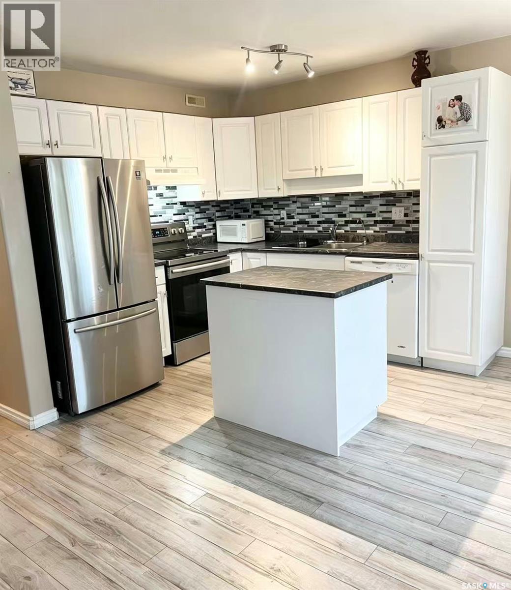 #23 103 BANYAN CRESCENT - 6