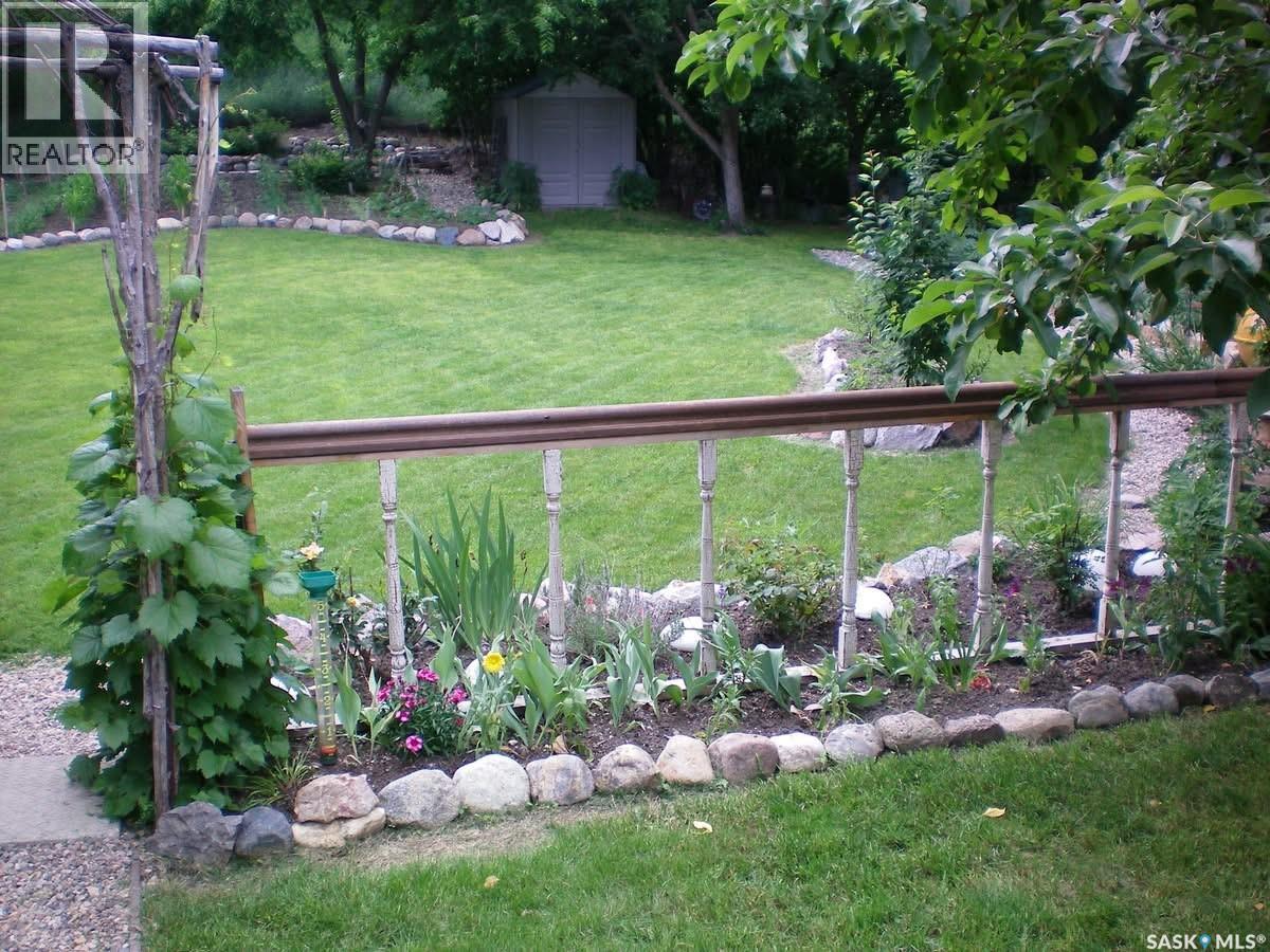 170 Elgin CRESCENT — photo 33