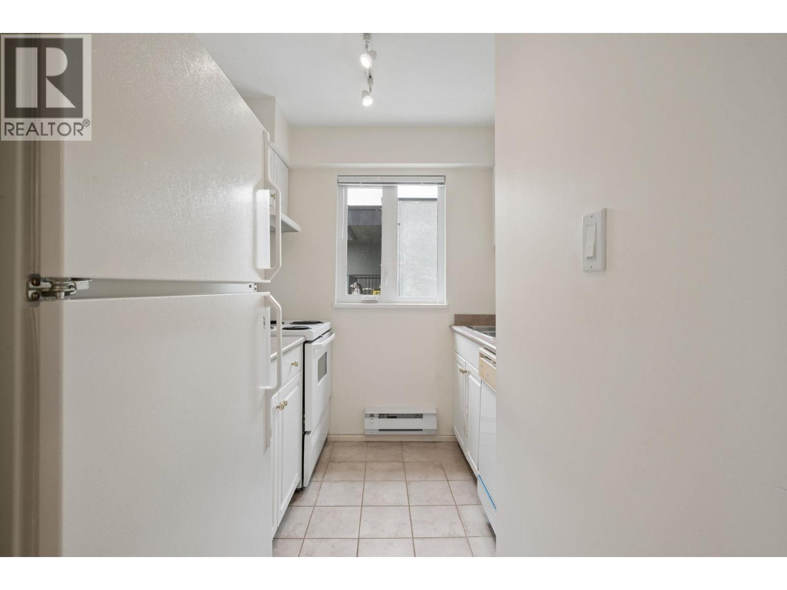 2 Bed, 1 Bath Apartment for Sale in Vancouver – 302 228 E 14TH AVENUE, Vancouver – MLS# R3128994 - Image 13