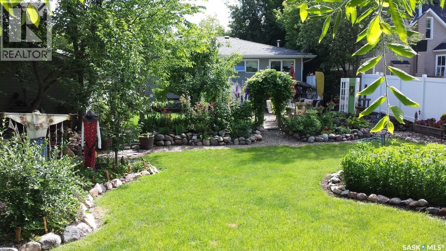170 Elgin CRESCENT - 35
