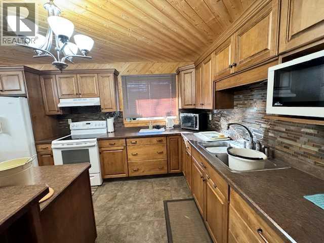 64 Suffern Lake — photo 11
