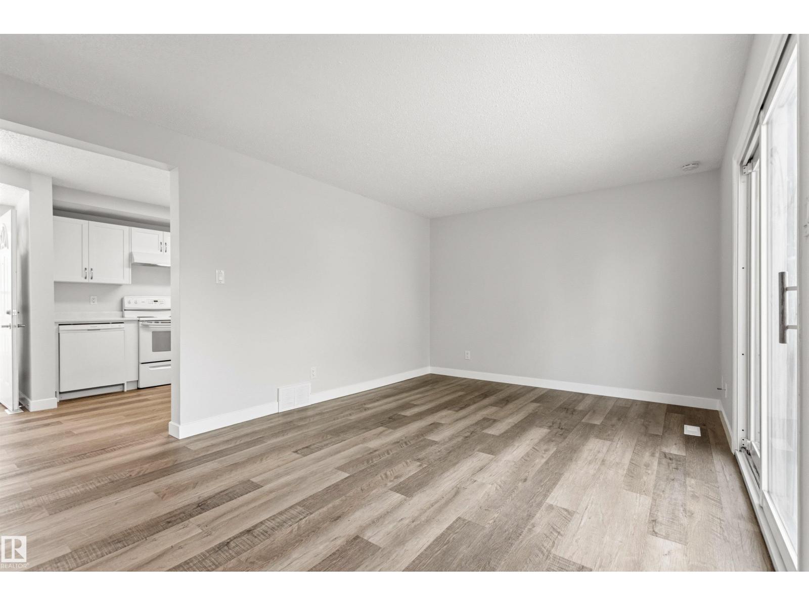 707 CLAREVIEW RD NW - 24