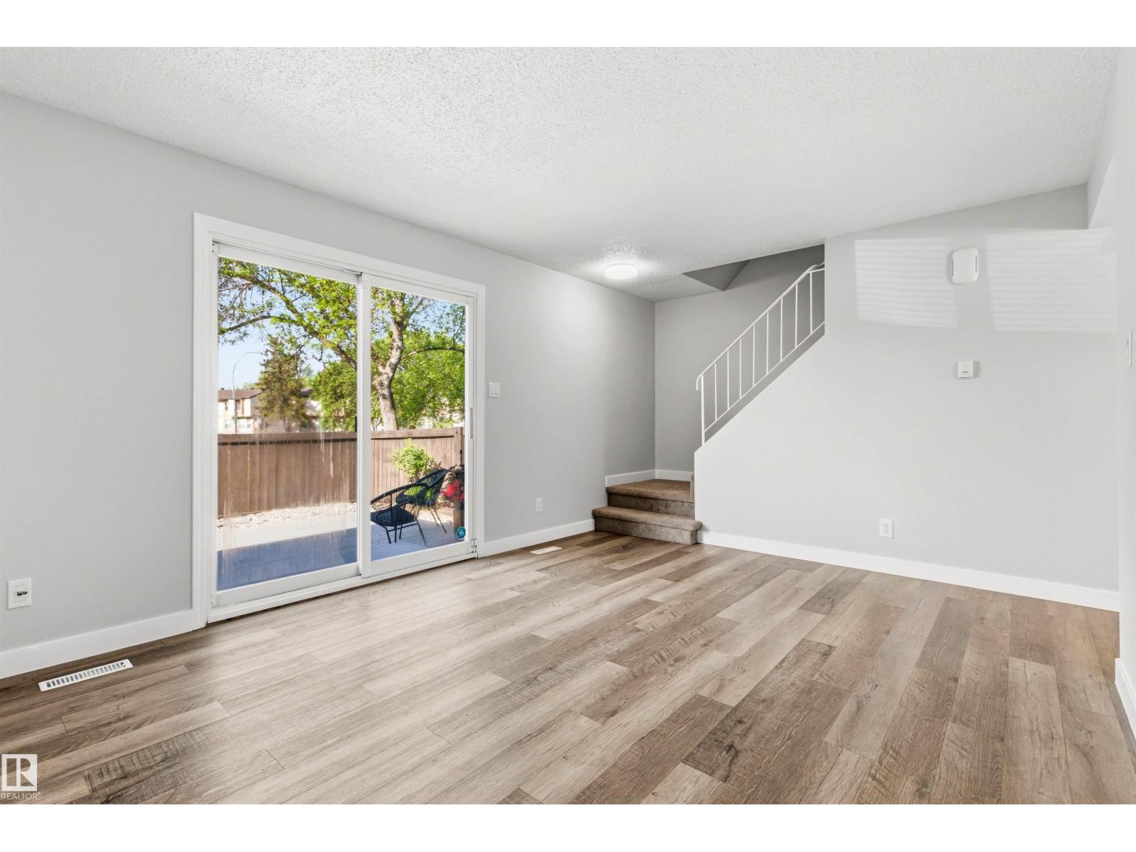 707 CLAREVIEW RD NW - 25