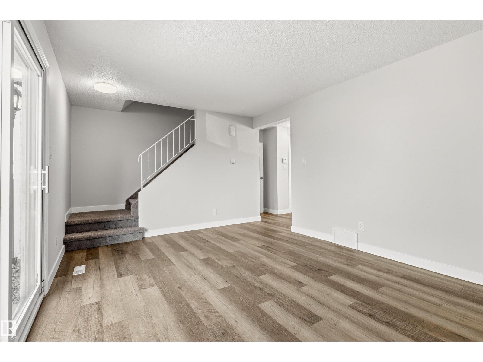 707 CLAREVIEW RD NW - 26