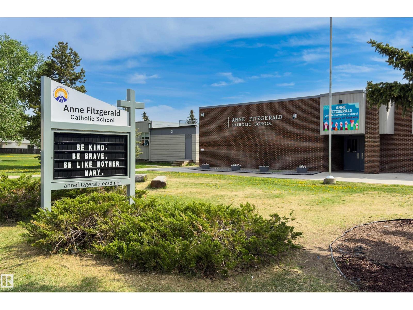 707 CLAREVIEW RD NW - 67
