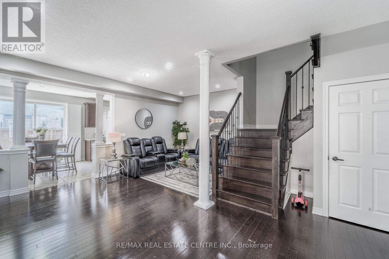 10 EBURY DRIVE - 11