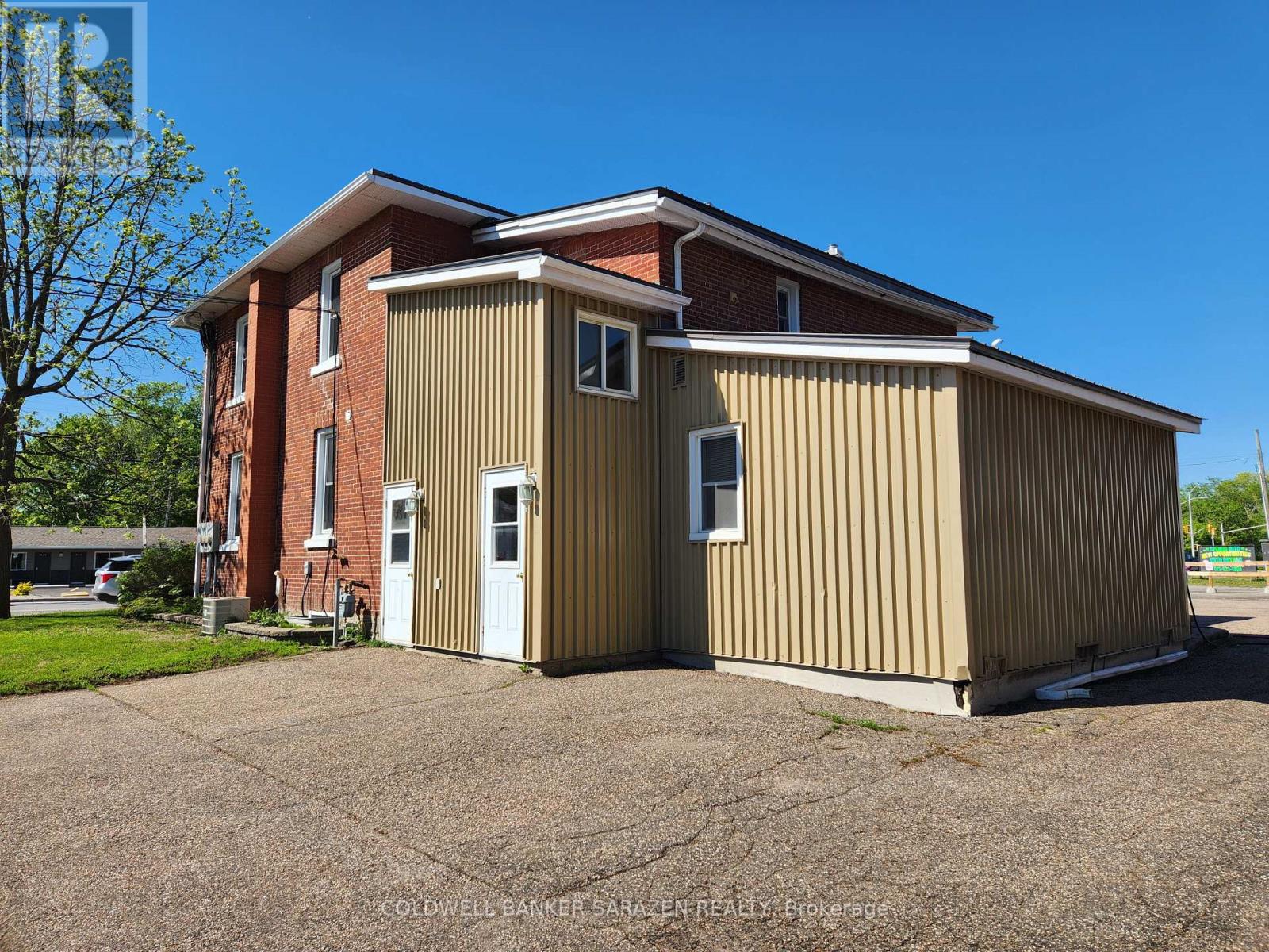 3 Bath Office for Sale in Arnprior – 194 DANIEL STREET S, Arnprior – MLS# X13219420 - Image 1