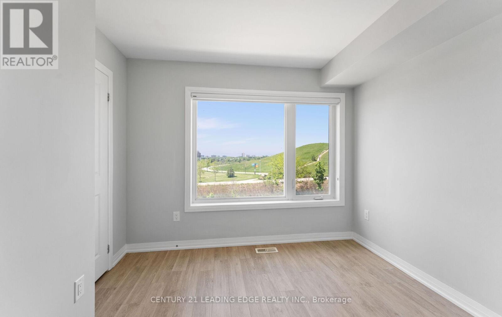 265 DOWNSVIEW PARK BOULEVARD - 17
