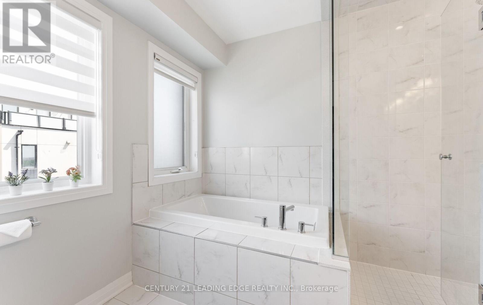 265 DOWNSVIEW PARK BOULEVARD - 31