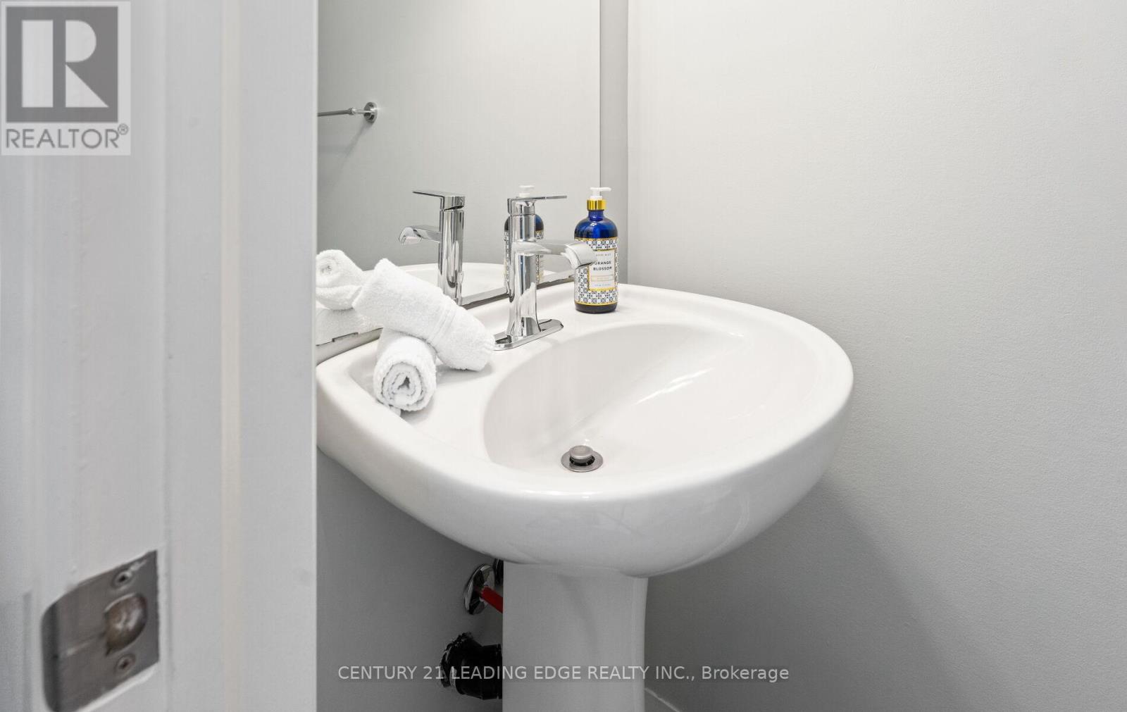 265 DOWNSVIEW PARK BOULEVARD - 39