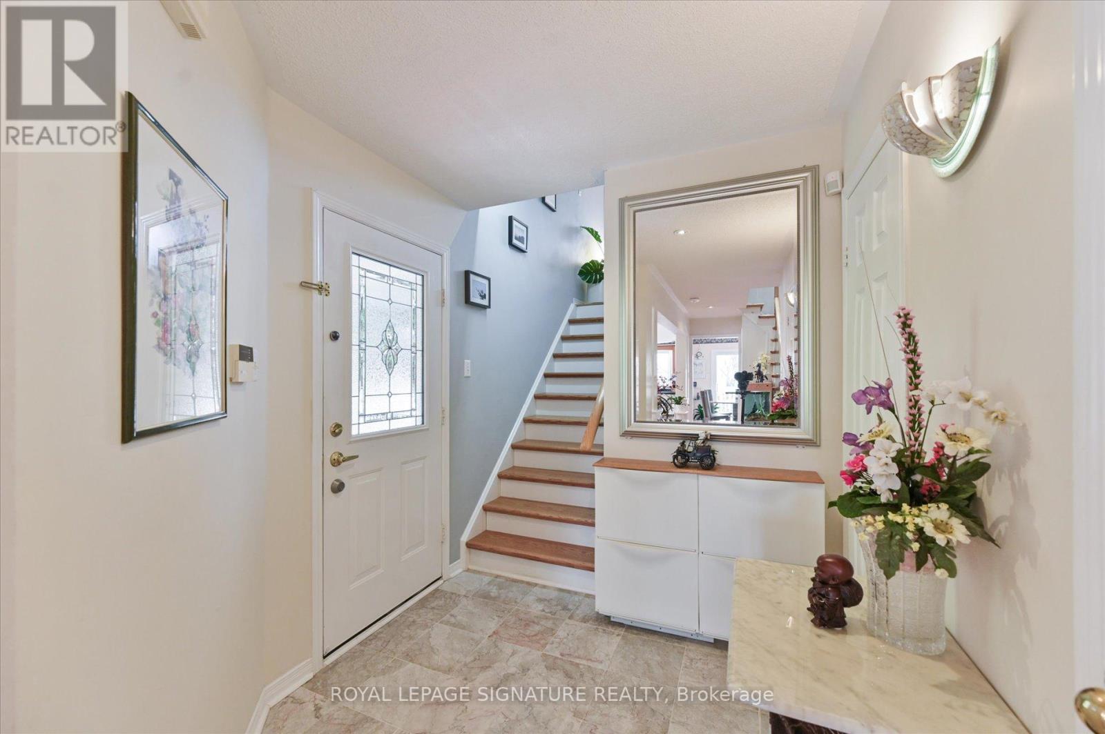 5481 PALMERSTON CRESCENT - 19