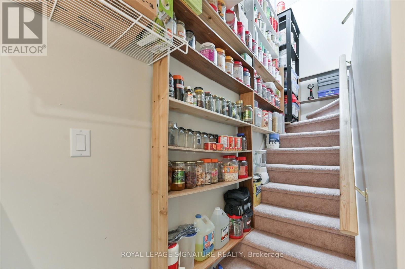 5481 PALMERSTON CRESCENT - 33