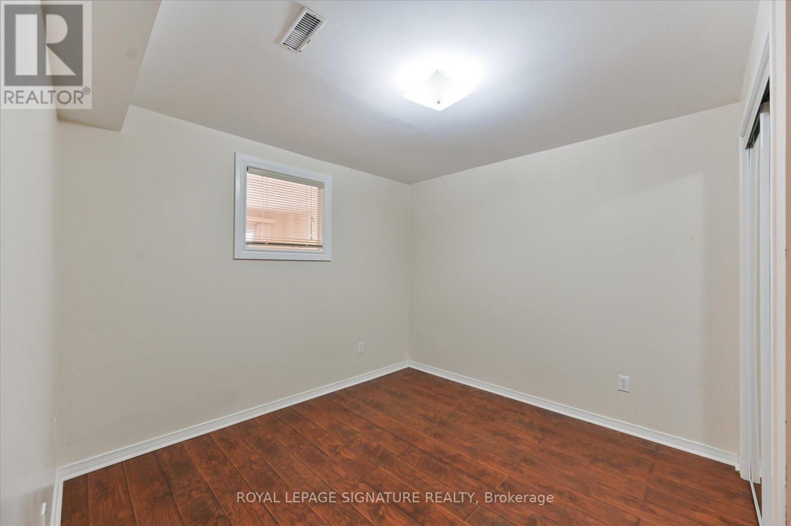 5481 PALMERSTON CRESCENT - 36