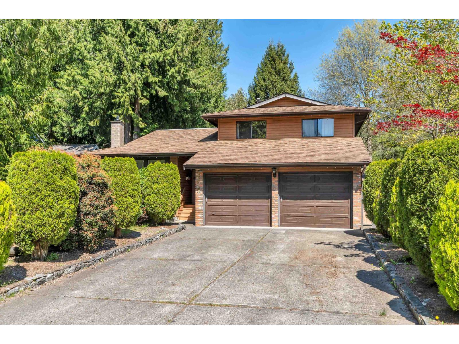 3 Bed, 3 Bath House for Sale in Surrey – 14543 91B AVENUE, Surrey - Image 5