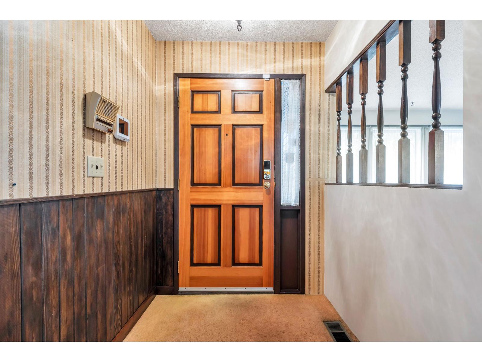 3 Bed, 3 Bath House for Sale in Surrey – 14543 91B AVENUE, Surrey - Image 7